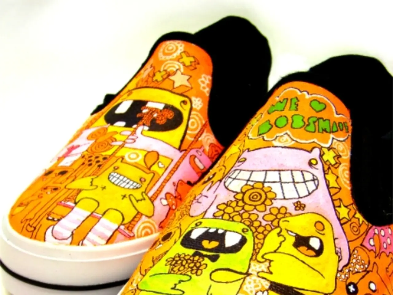 Inside the Hoka Clifton 10, it's the internal features that truly matter