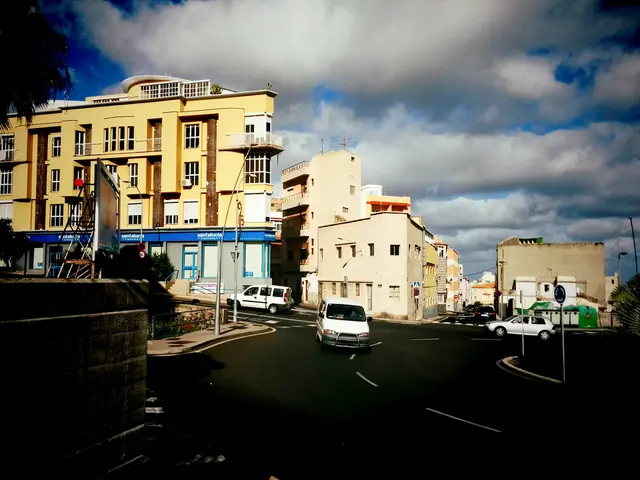 Sweltering Temperatures Dominate Weekend Weather Forecast