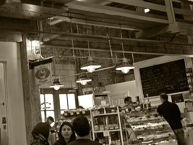 Planned Tahiti Vacation with ChatGPT and Claude4 Assistance