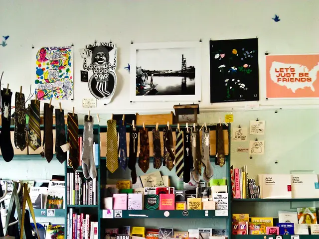 Methods for Hanging Artwork Without Utilizing Nails: A Simple Guide to Damage-Free Techniques (5...