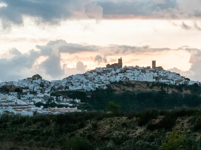 Exploring Alentejo: Top 10 Stunning Destinations (Featuring Lakes, Ancient Towns, and Megalith...