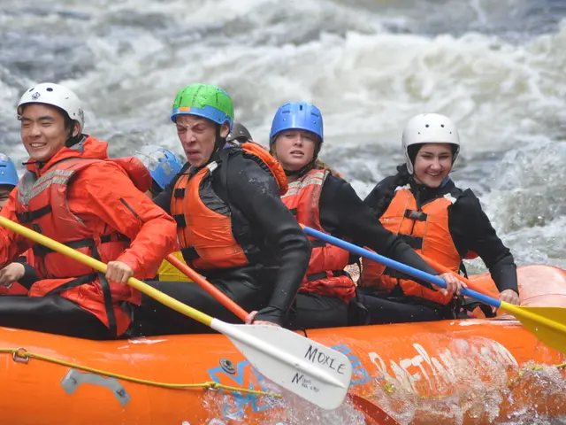 Expedition of 6,000 kilometres via paddle board across the vast Atlantic Ocean