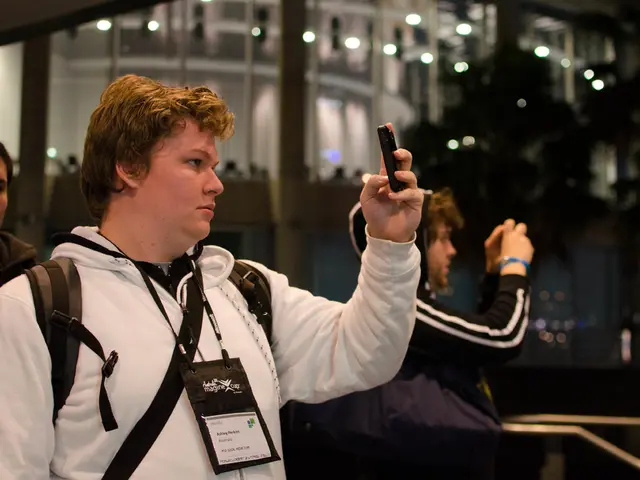 Capturing Stunning Shots: A Guide to Mastering Vacation Photography When the Night Falls