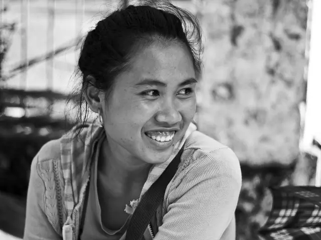 Uplift Your Spirits: A Collection of 50 Attractive, Inspiring Quotes to Enhance Your Mood